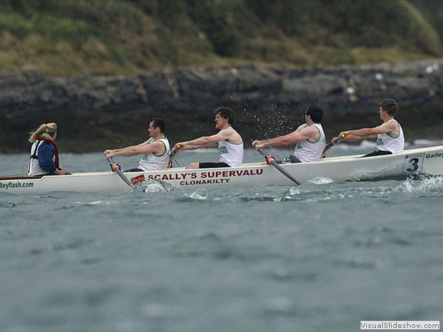 GalleyFlash Senior Men rowing hard